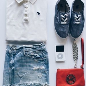 | A&F | Distressed Jean Mini Skirt