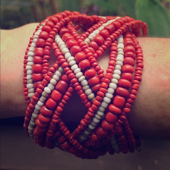 Beaded bracelet - Picture 1 of 3