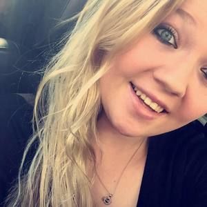 Meet your Posher, Monica