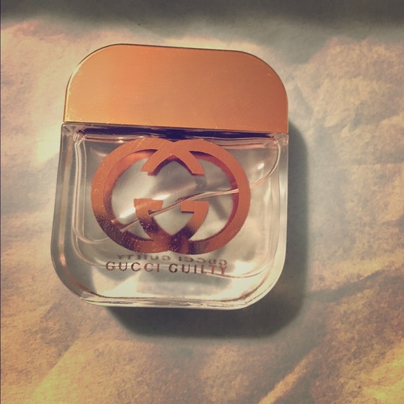 Gucci Guilty Perfume Sample