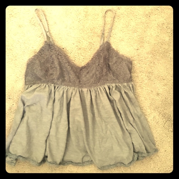 Grey lace flowy tank