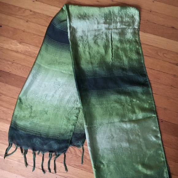 Green chambre Silk scarf