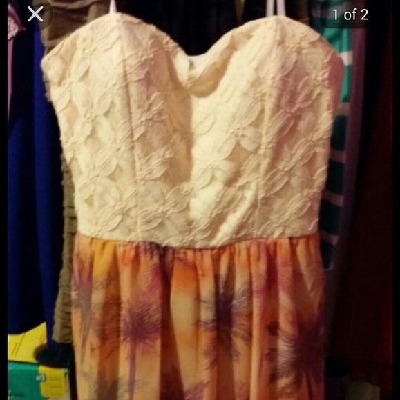 Strapless dress