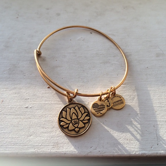 Lotus Alex & Ani