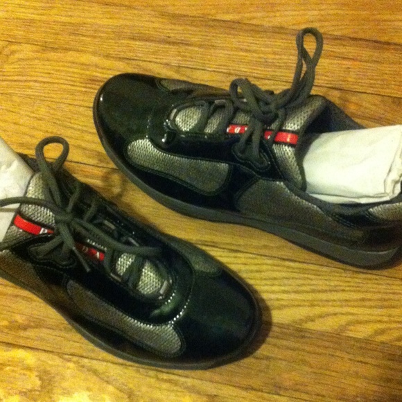 Pradas - Picture 4 of 4