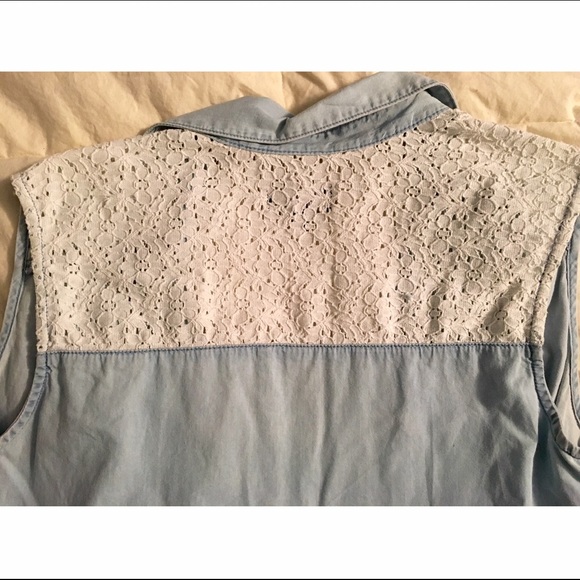 Light Denim Shade Knotted Tank - LA Hearts - Picture 3 of 3