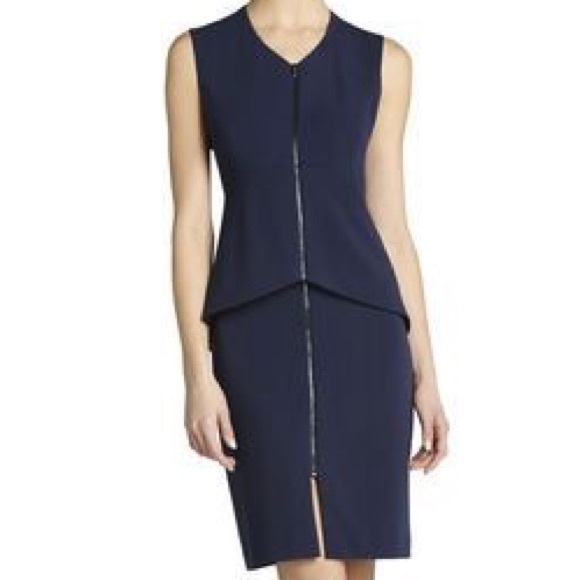 Bcbgmaxazria front zip peplum dress