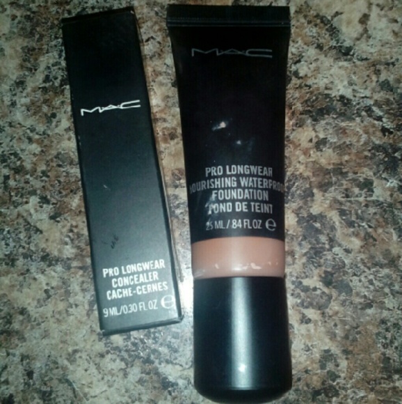 Mac pro longwear foundation and concealer