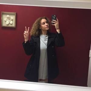 Meet your Posher, Melanie