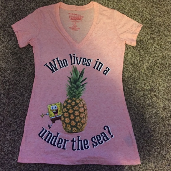 Fun, SpongeBob square pants shirt