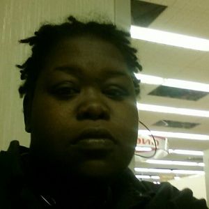 Meet your Posher, Evaleane