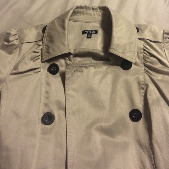 Lightweight spring jacket - Picture 4 of 4