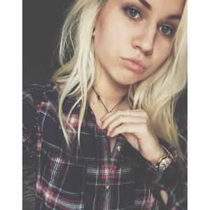 Meet your Posher, Tayler