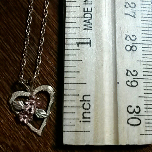 Necklace - Picture 3 of 4