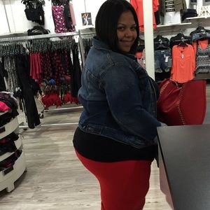 Meet your Posher, Kimberly