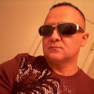 Meet your Posher, Carlos