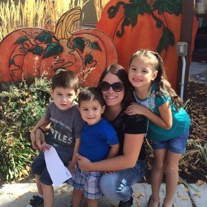 Meet your Posher, Crystal