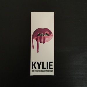 KYLIE LIP KIT BRAND NEW POSIE K