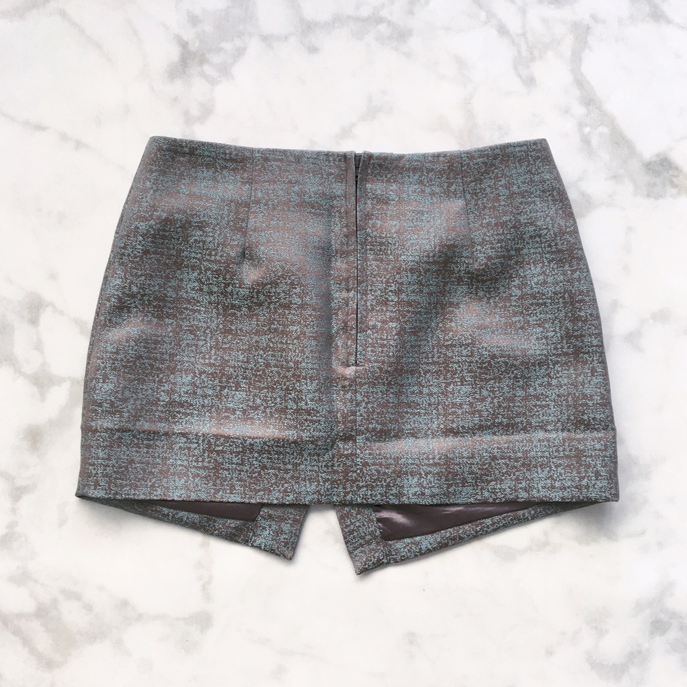 Asymmetrical Fold Over Mini Skirt - Picture 5 of 7