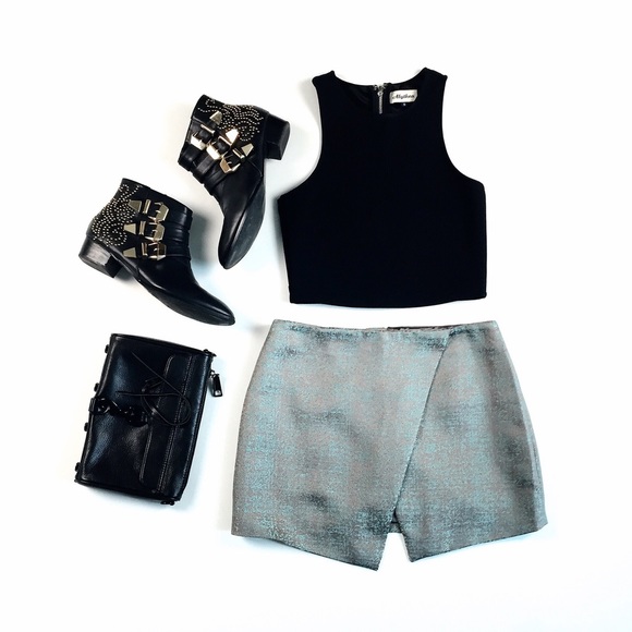 Asymmetrical Fold Over Mini Skirt - Picture 3 of 7