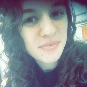 Meet your Posher, Malissa