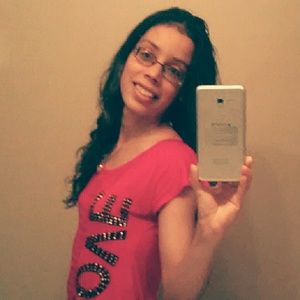 Meet your Posher, Zuleyka