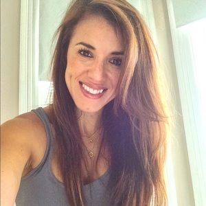 Meet your Posher, Mariela