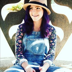 Meet your Posher, Mackenzie