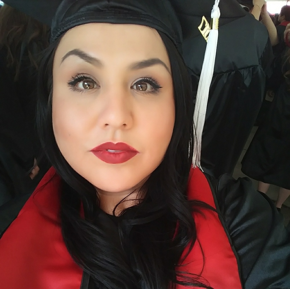 Meet your Posher, Nicole