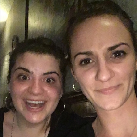 Meet your Posher, Julia