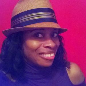 Meet your Posher, Sonia