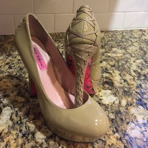 Betsy Johnson platform heels with lace detail