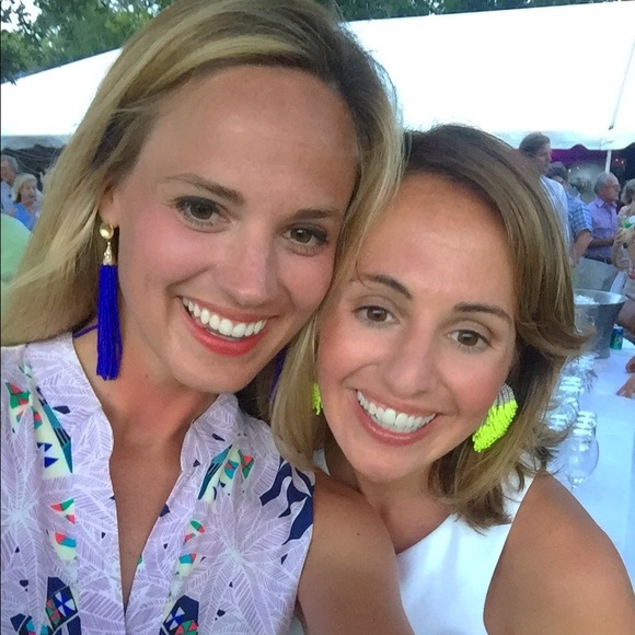 Meet your Posher, Elizabeth & mollie - Picture 4 of 4