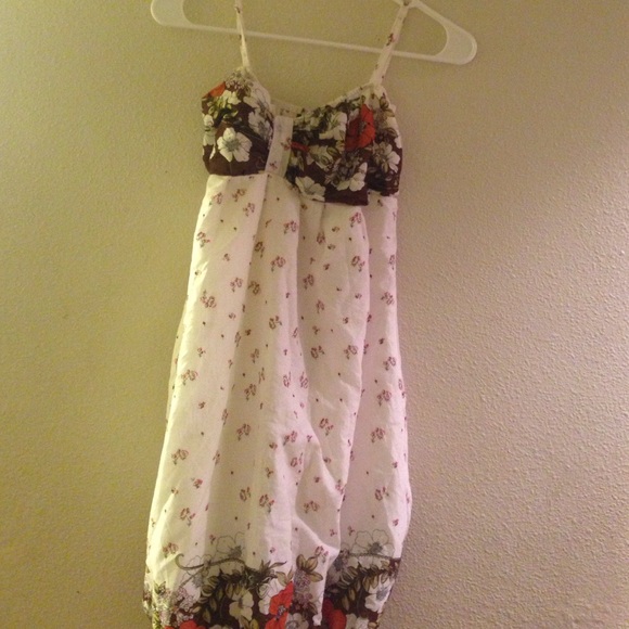 Spring dress Size S by Neet