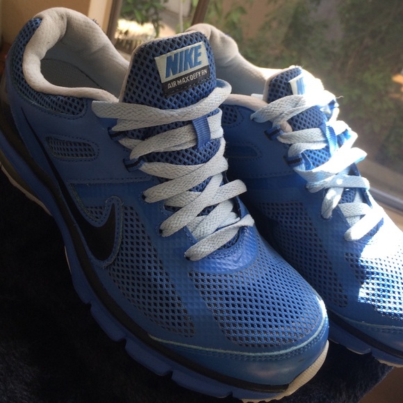 Nike Air Max defy RN