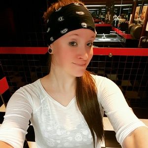 Meet your Posher, Glenna