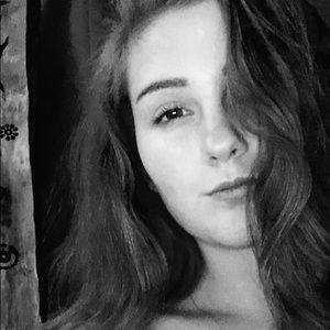 Meet your Posher, Mallory