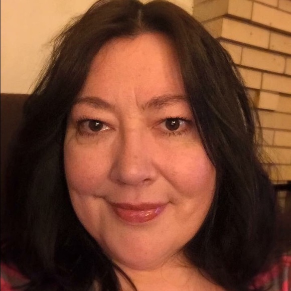 Meet your Posher, Carol