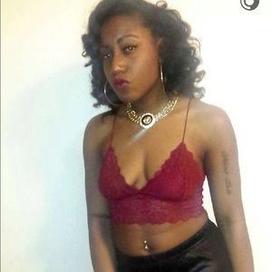 Meet your Posher, Brittney