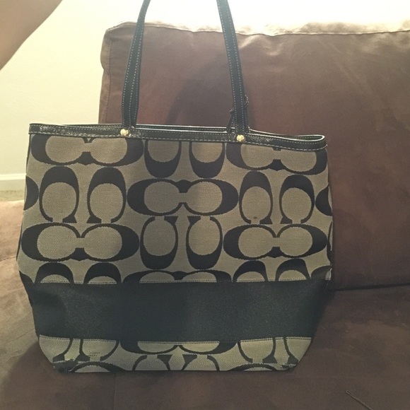 Authentic Coach purse
