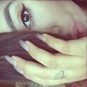 Meet your Posher, Felicia