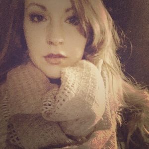 Meet your Posher, Sara