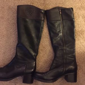 Two tone Vince Cumuto like new.