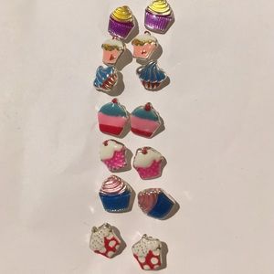 Cupcake stud earrings