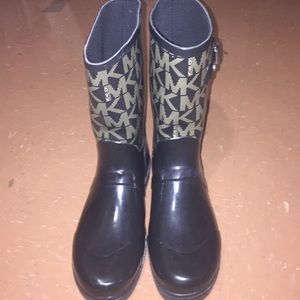 Michael Kors kids size rain boots