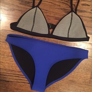 Brand new Triangl look alike- Size Large