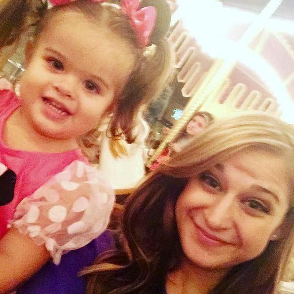 Meet your Posher, Stephanie