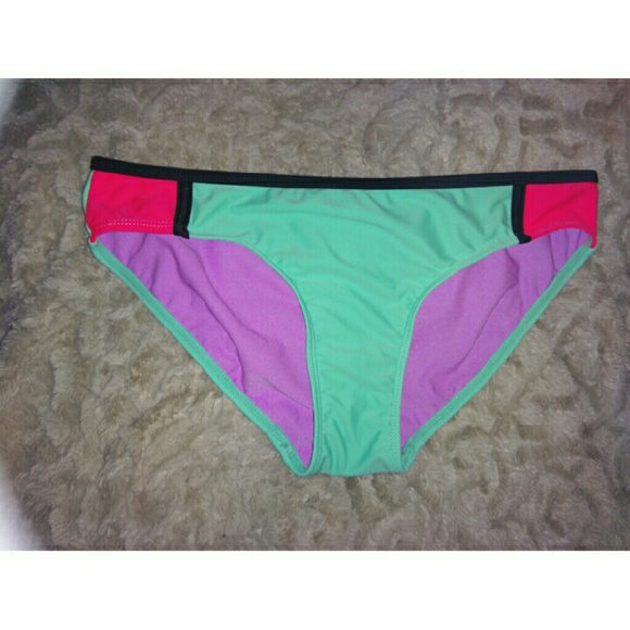 Bikini bottoms