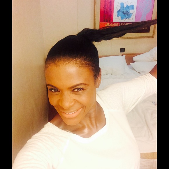 Meet your Posher, Joscelyn - Picture 3 of 4