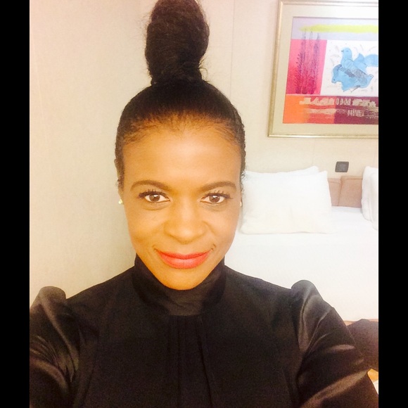 Meet your Posher, Joscelyn - Picture 4 of 4